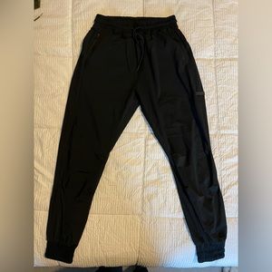 Alphalete joggers